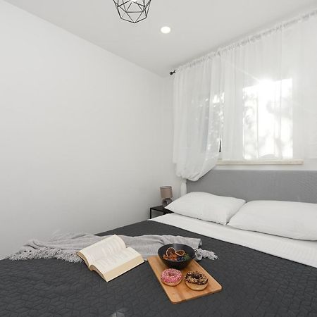 L&R Luxury Apartment- Free Parking Zadar Zewnętrze zdjęcie