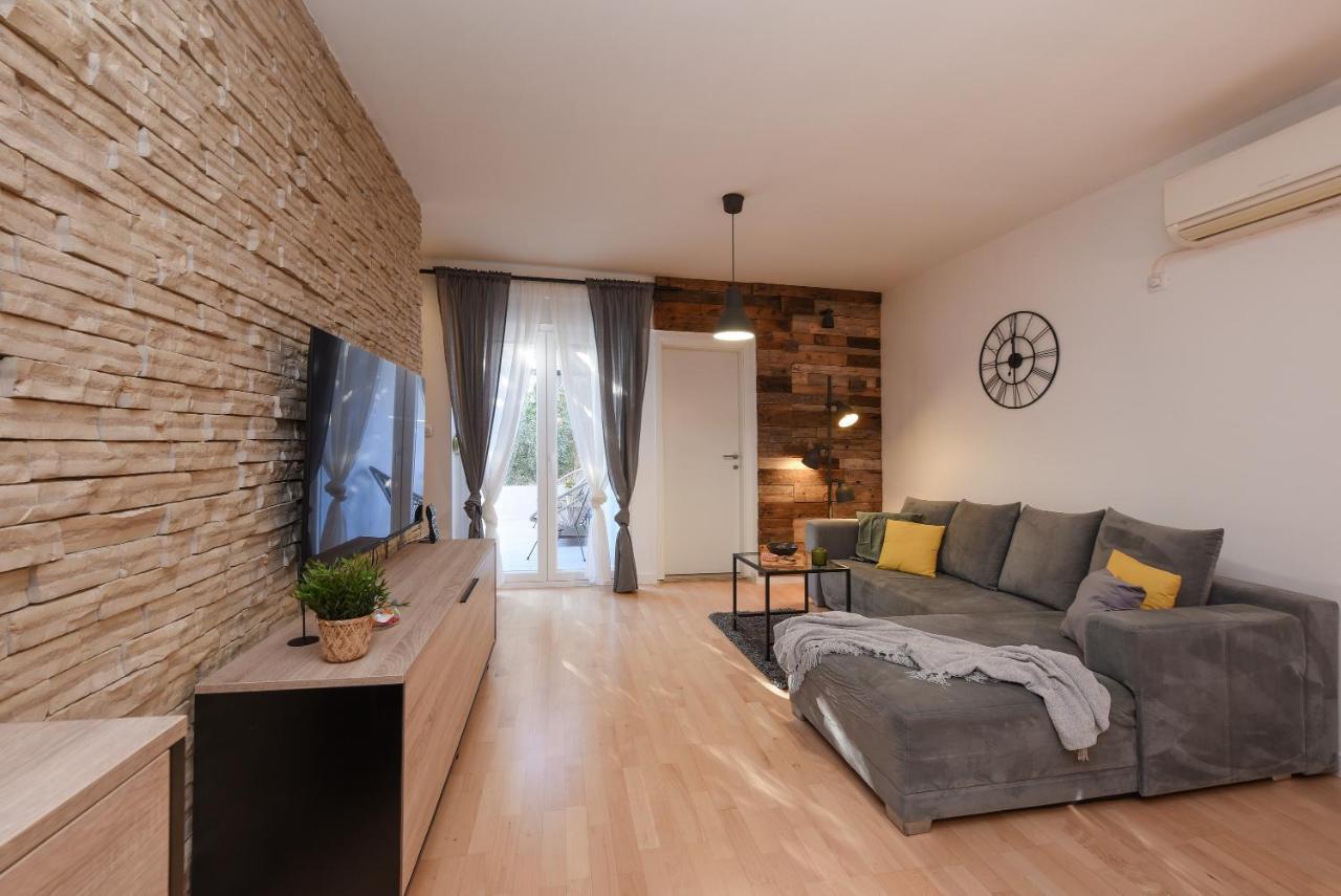 L&R Luxury Apartment- Free Parking Zadar Zewnętrze zdjęcie